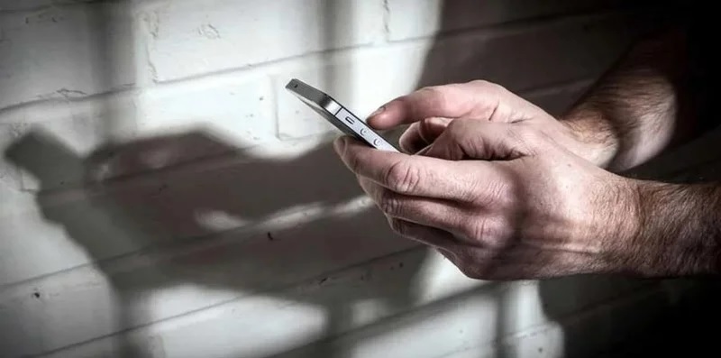 Los presos en Mendoza ya no podrán usar teléfonos celulares dentro de las cárceles