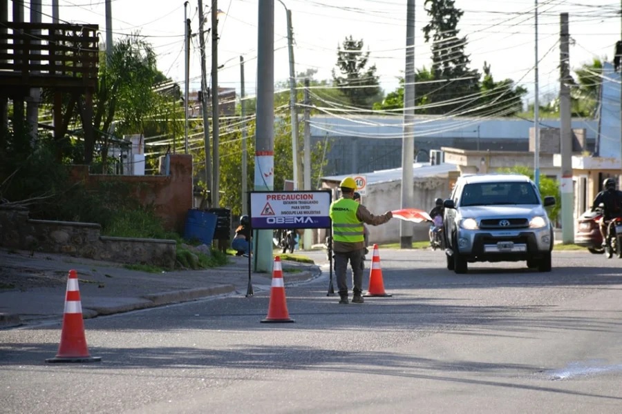 Continúa el plan de bacheo en la capital