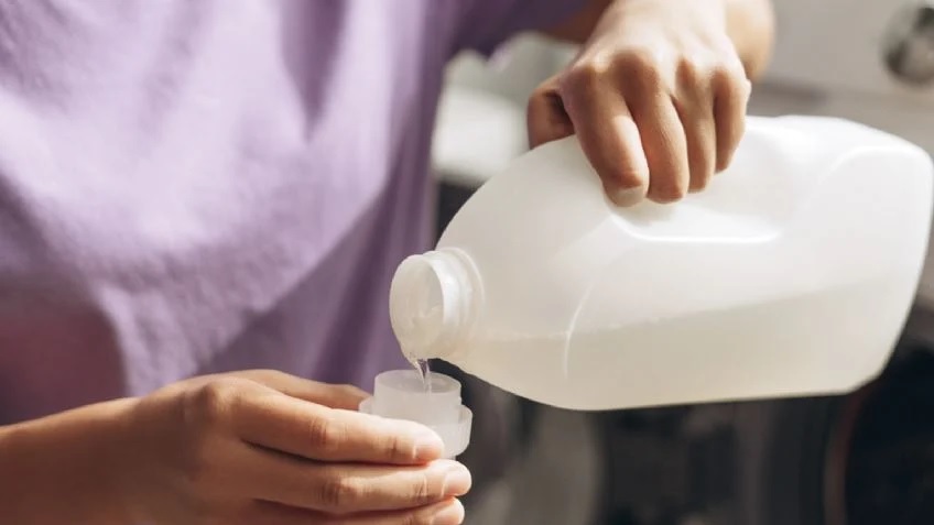 ANMAT prohíbe la comercialización de una marca de productos de limpieza