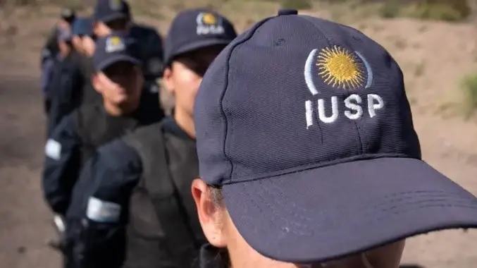 MENDOZA: Un instructor policial le disparó por accidente a un cadete cuando le enseñaba a usar un arma