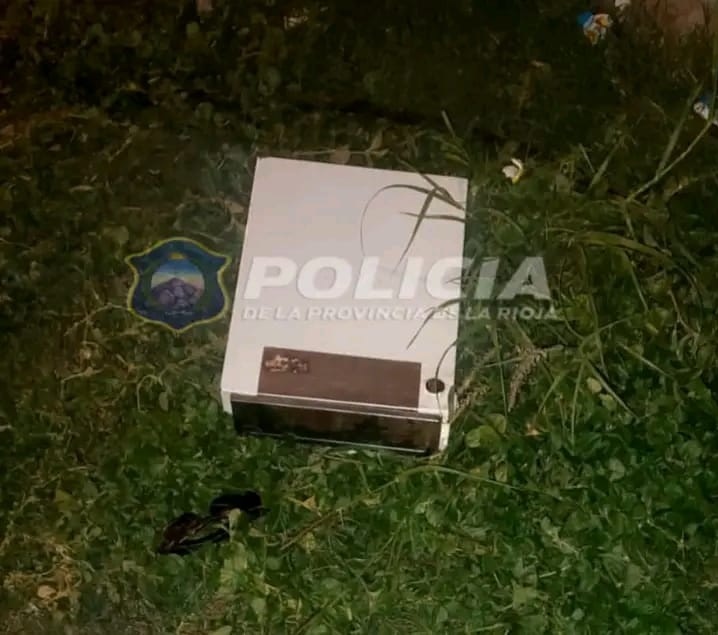 Intentó llevarse una caja registradora de un kiosco y la Policia lo detuvo en el barrio Francisco II