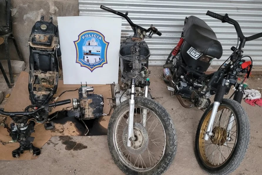 CHILECITO: Desarmaba tres motos robadas y fue detenido
