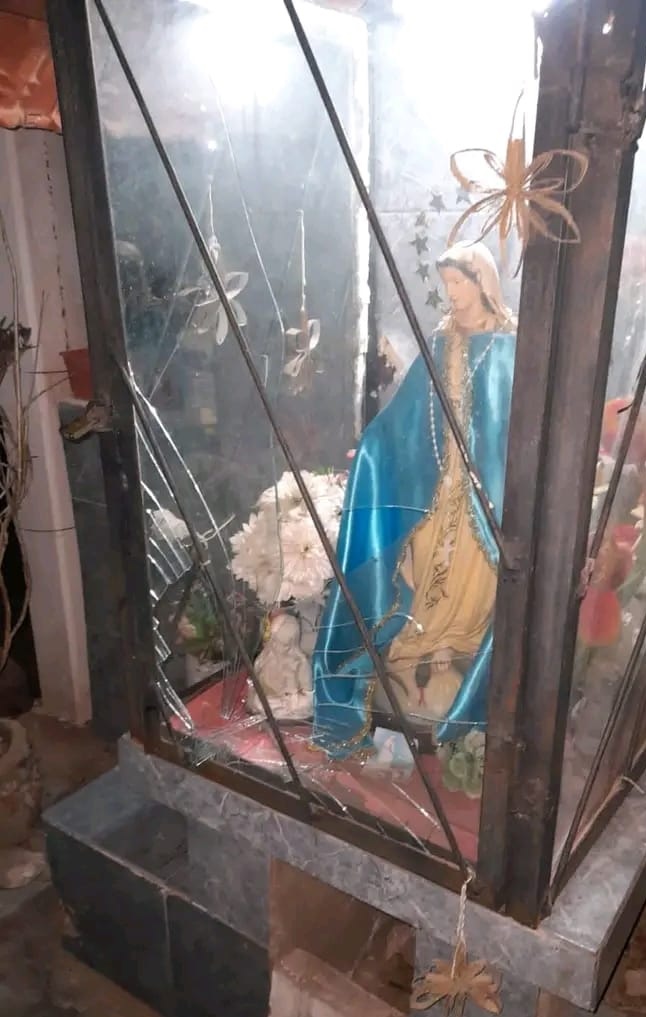 CHEPES: Hombre rompió la gruta de la Virgen Medalla Milagrosa