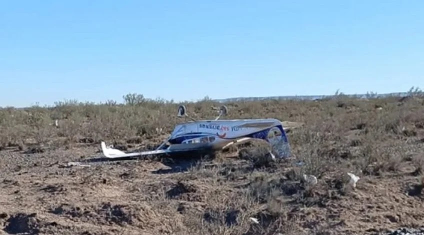 RIO NEGRO: Cayó una avioneta y murió uno de los tripulantes