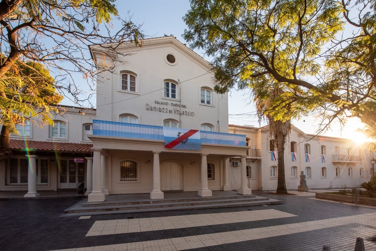 Por la Capital: 7 fórmulas para la intendencia y 29 listas para concejales