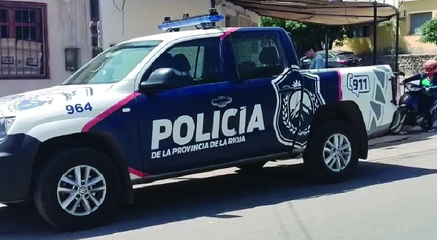 TREMENDO ROBARON 30 MIL DOLARES Y JOYAS EN UNA VIVIENDA DEL BARRIO LOS ALGARROBOS 