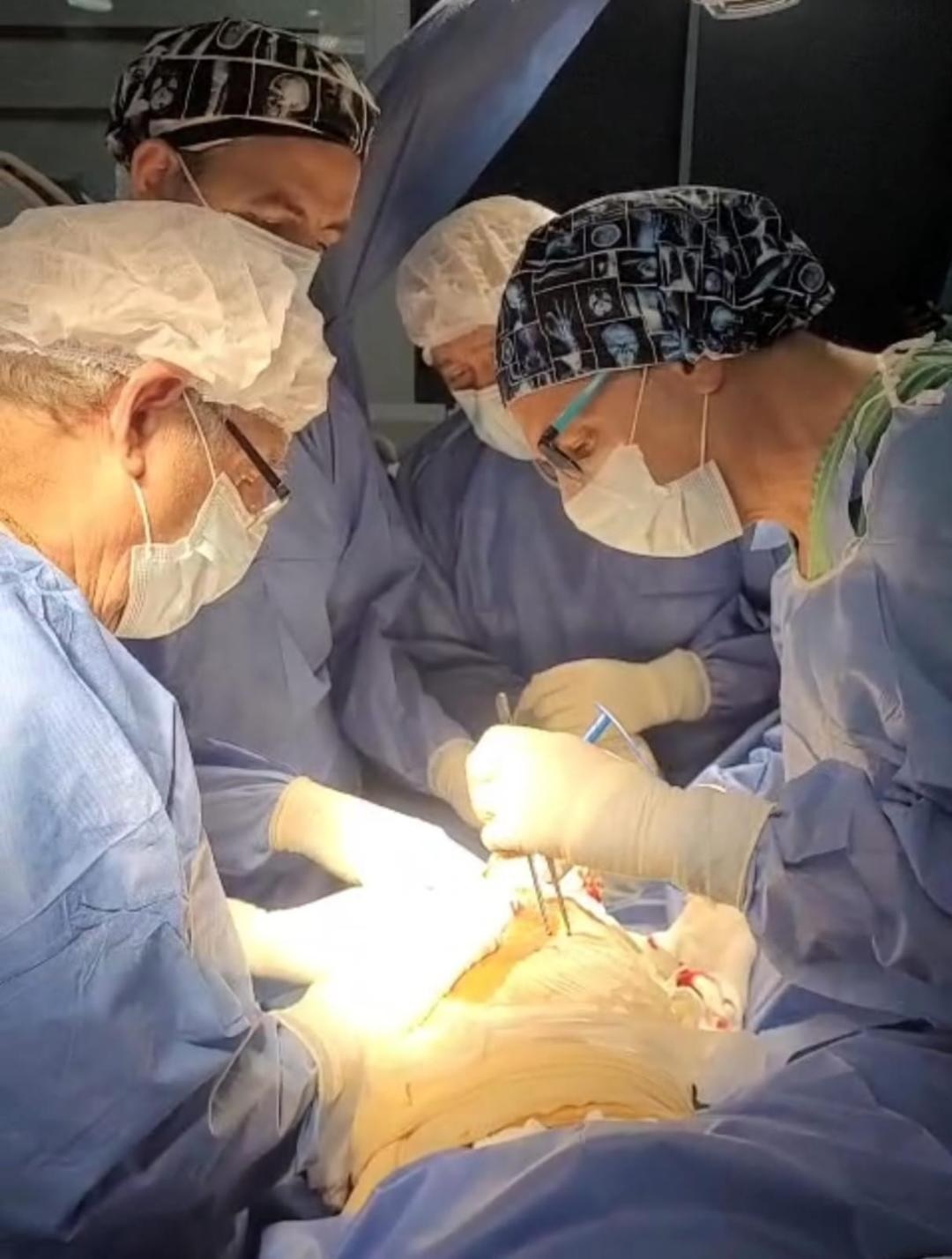 CATAMARCA: Compleja intervención para extirpar un tumor óseo