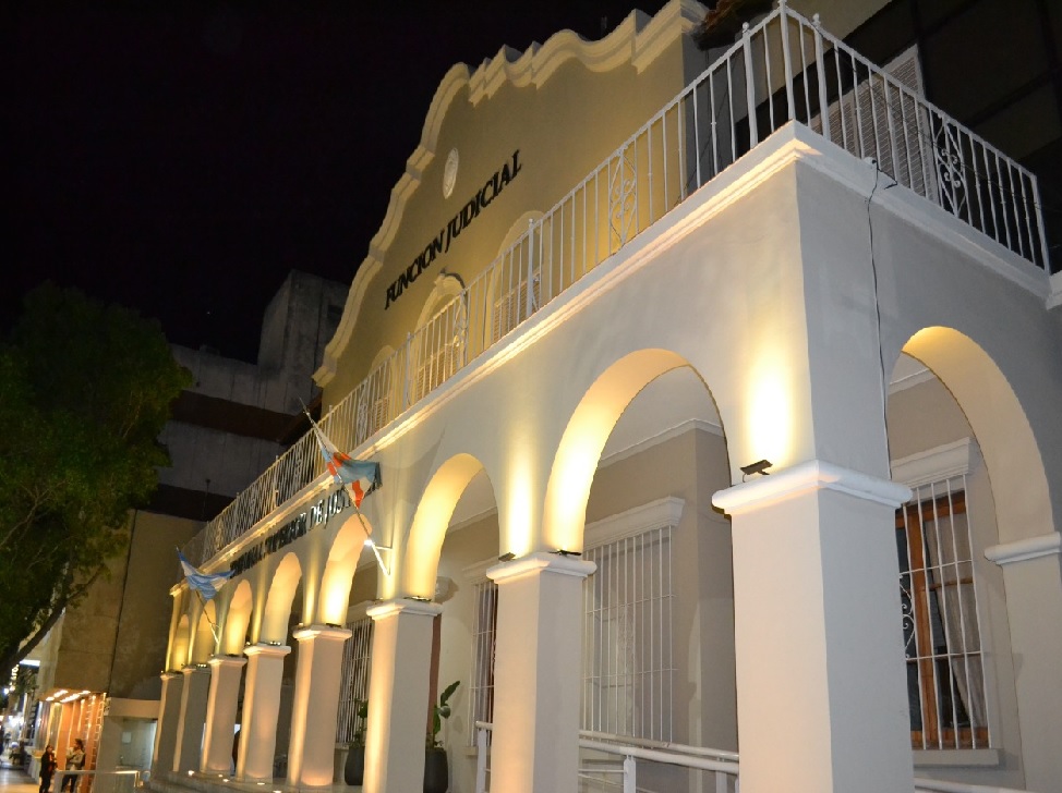 LA JUSTICIA ORDENÓ REGULAR LOS HONORARIOS DE DOS LETRADOS