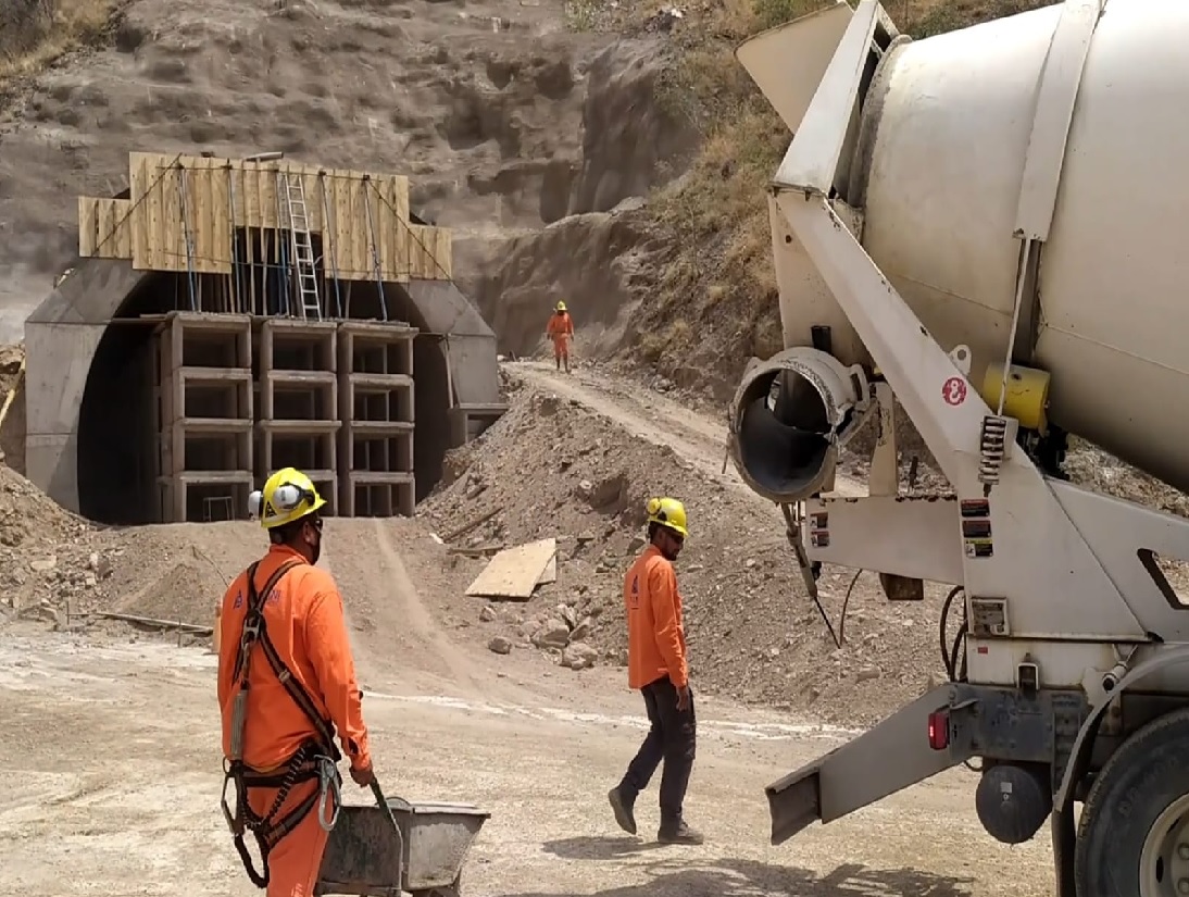 DESPIDIERON A 54 TRABAJADORES EN LA OBRA DE LA RUTA NACIONAL 75