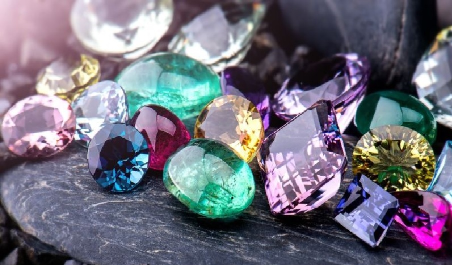 Qué tipo de piedra preciosa te identifica, según tu fecha de nacimiento