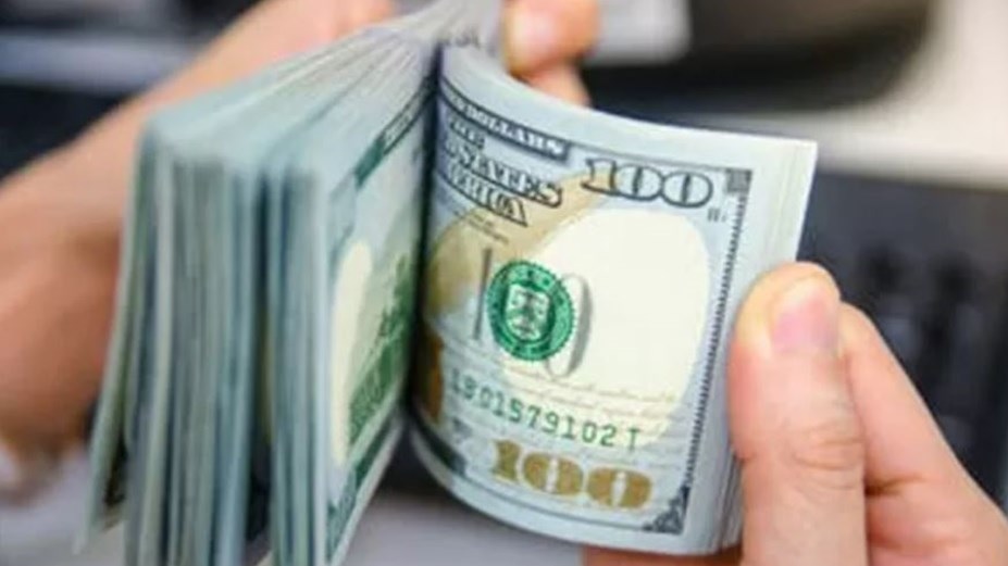 Sin techo, el dólar blue se dispara a $ 945