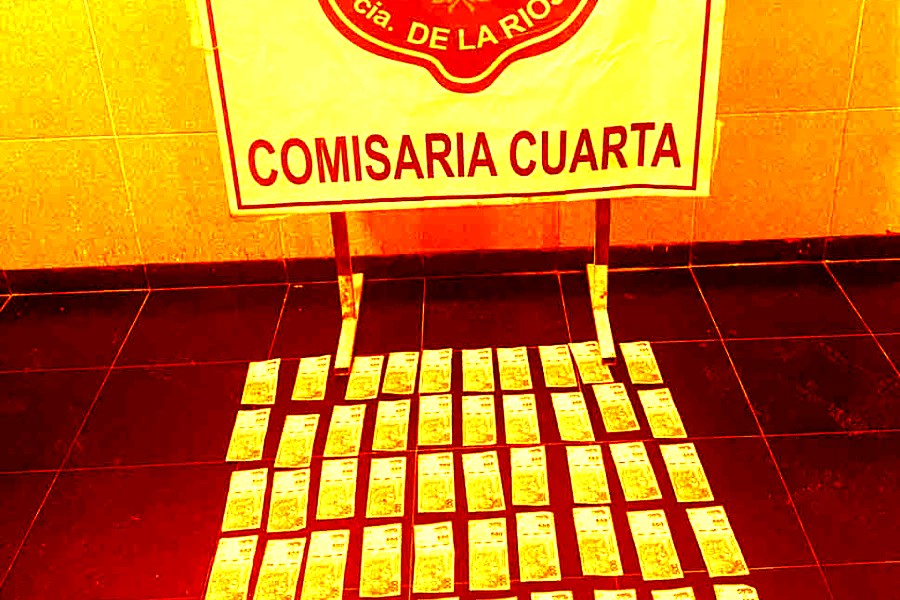 PERSONAL POLICIAL RECUPERARON DINERO ROBADO 