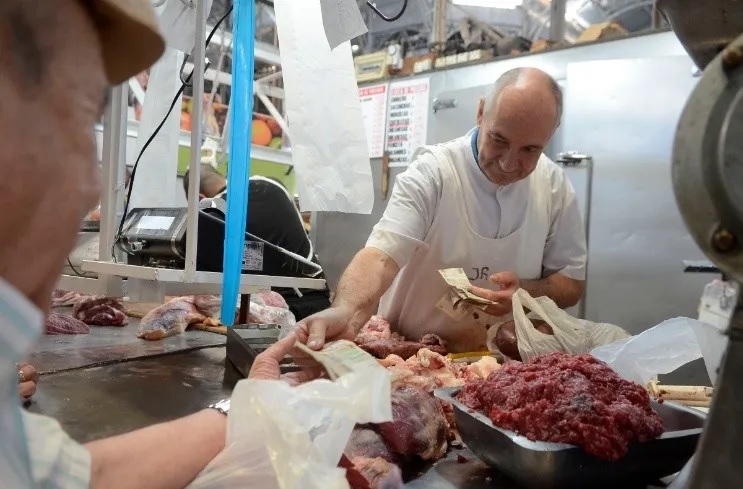 Carne: el precio del ganado se duplicó la última semana y se estima que el kilo costará un promedio de $ 8.000