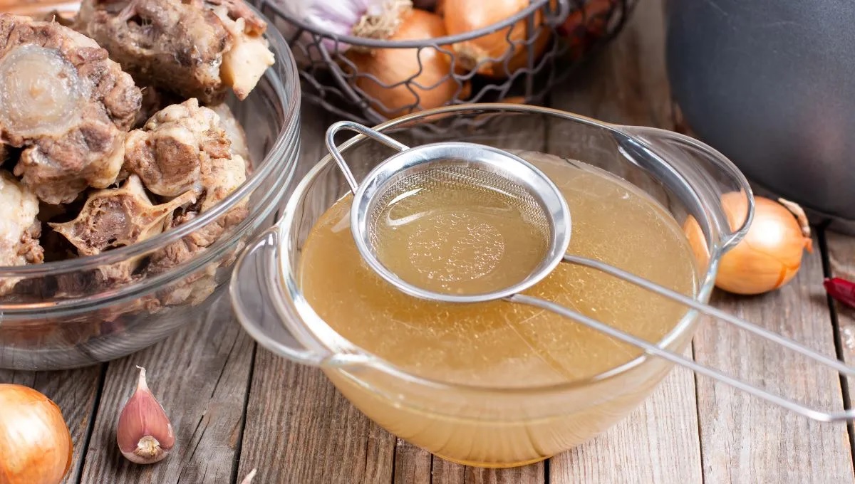 Por qu&eacute; el caldo de huesos se volvi&oacute; furor por el col&aacute;geno